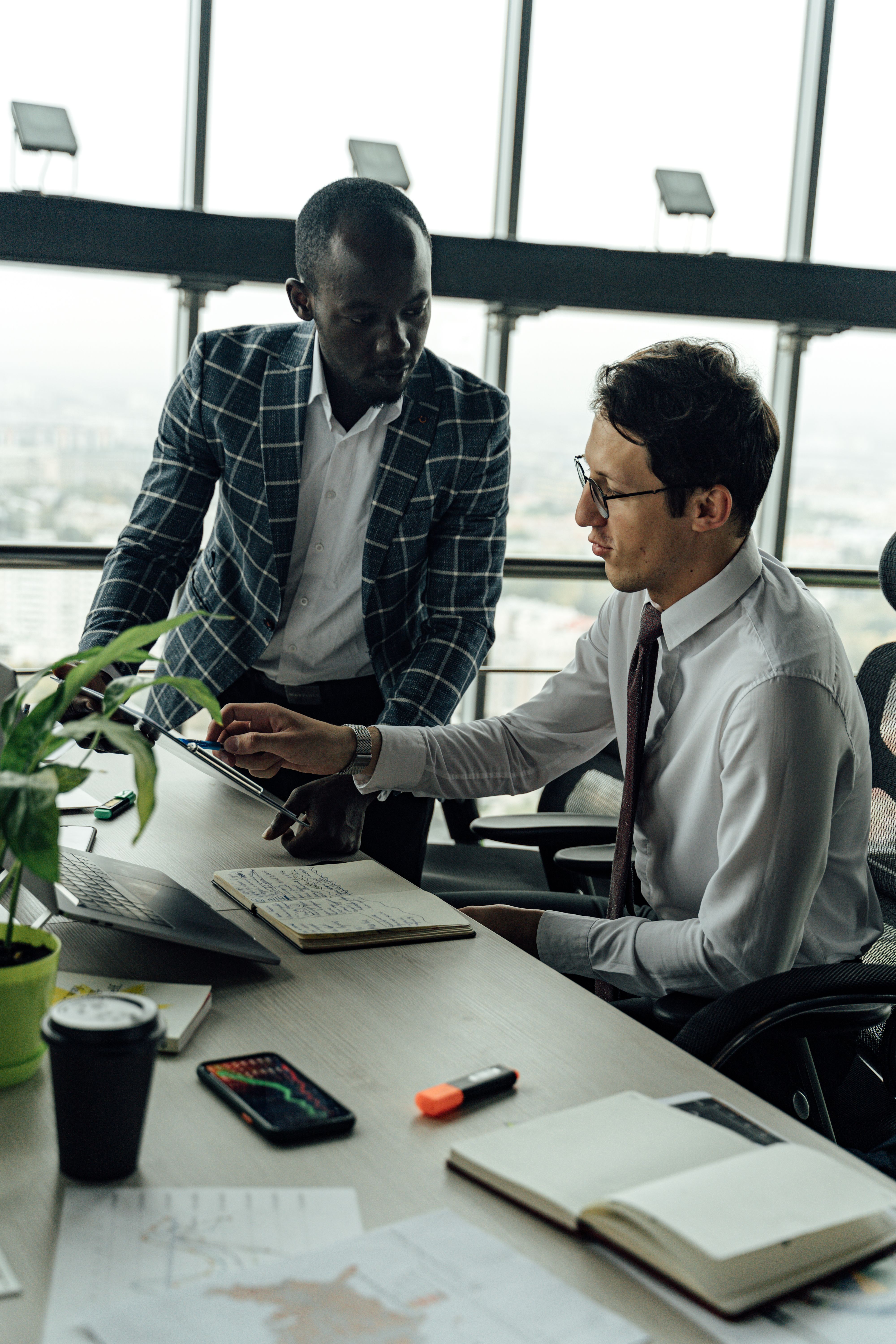 Tidal founders in a working session